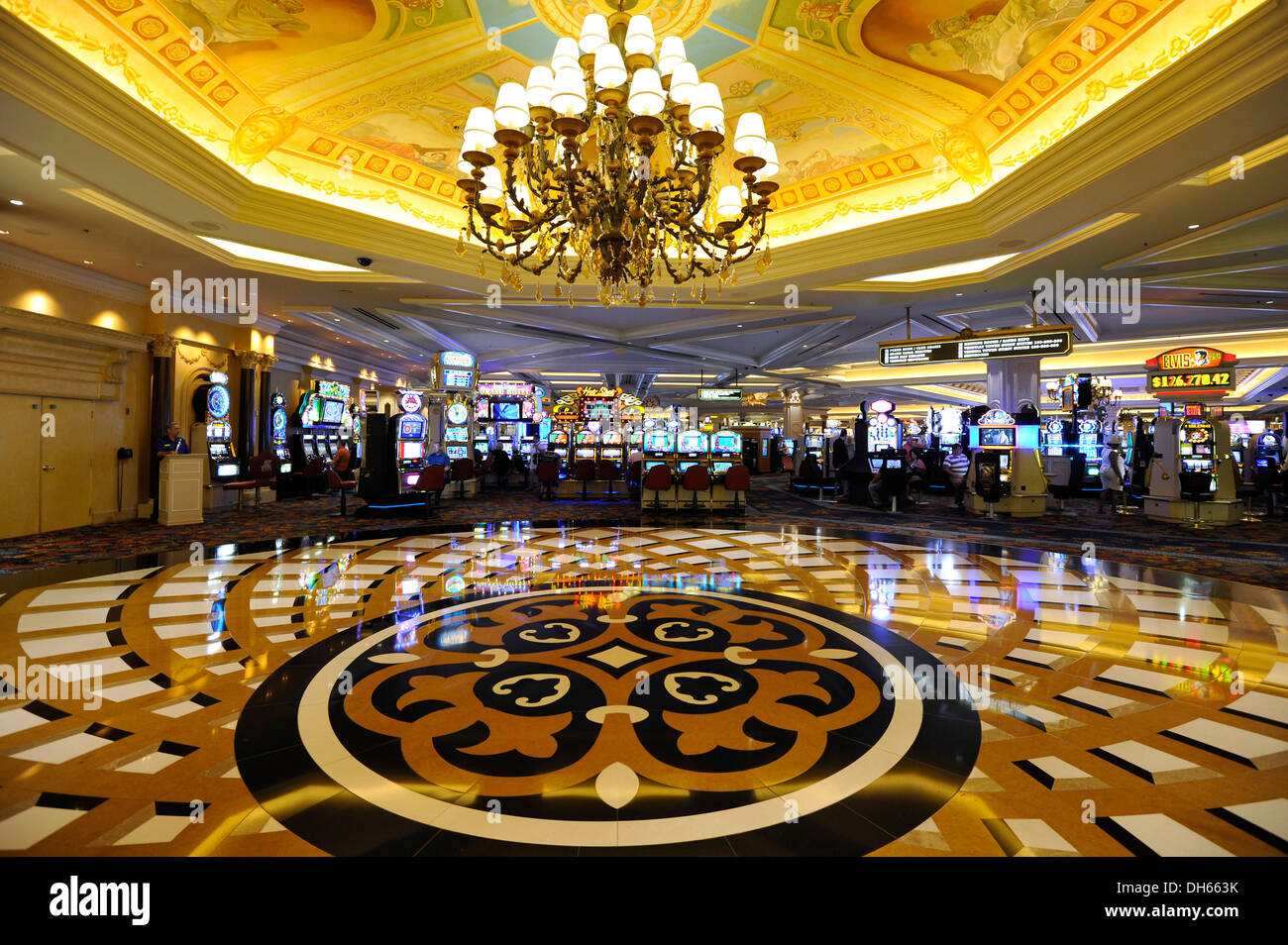 Interior Luxuoso do Cassino 57bet